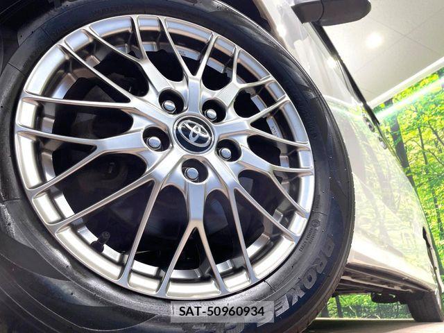 Toyota VOXY HYBRID 2021-02 7227025-13