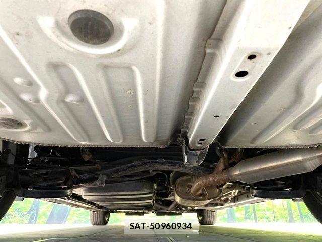 Toyota VOXY HYBRID 2021-02 7227025-18