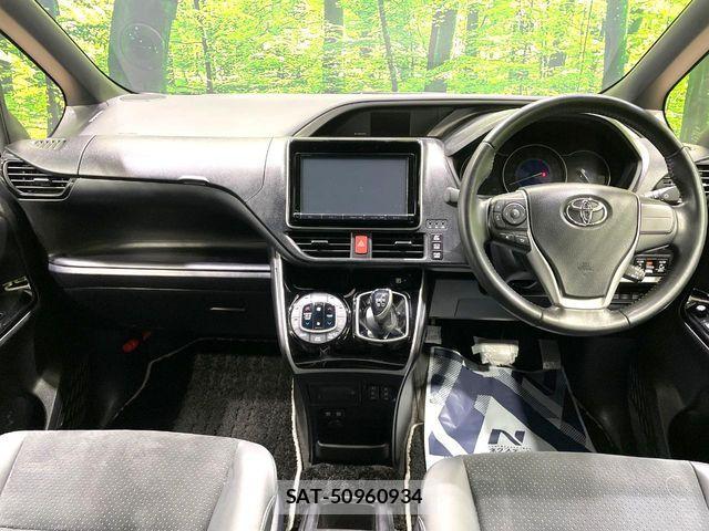 Toyota VOXY HYBRID 2021-02 7227025-1