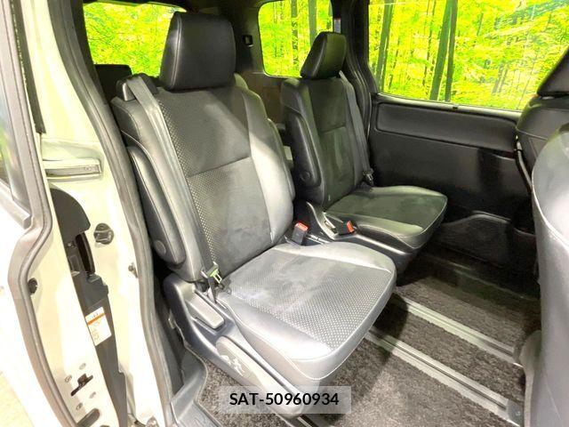 Toyota VOXY HYBRID 2021-02 7227025-8