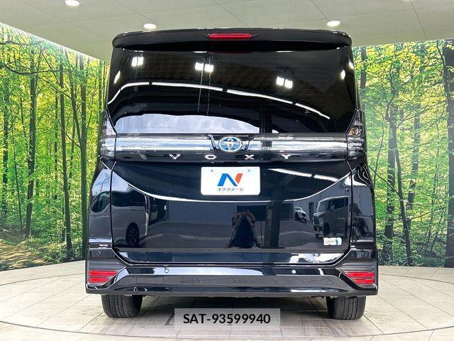 Toyota VOXY HYBRID 2022-03 7227029-16
