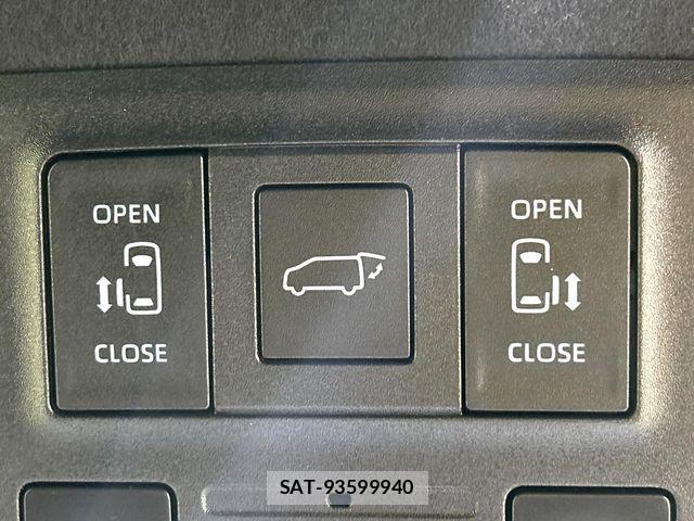 Toyota VOXY HYBRID 2022-03 7227029-5