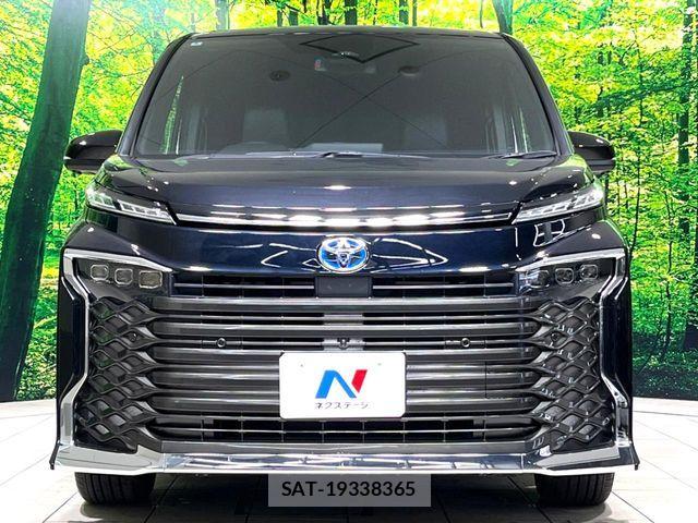 Toyota VOXY HYBRID 2024-08 7227049-14