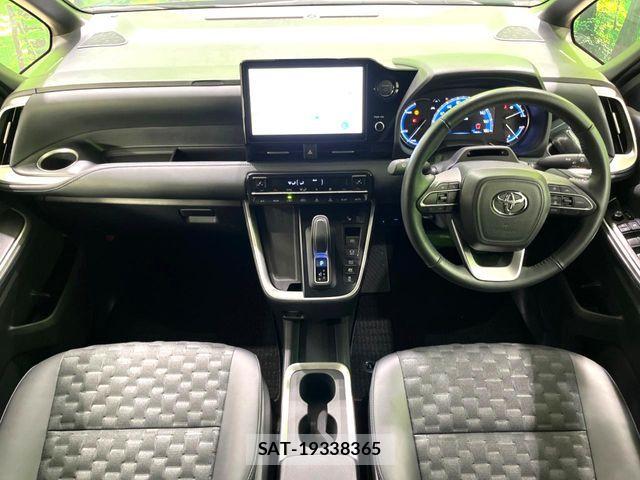 Toyota VOXY HYBRID 2024-08 7227049-1