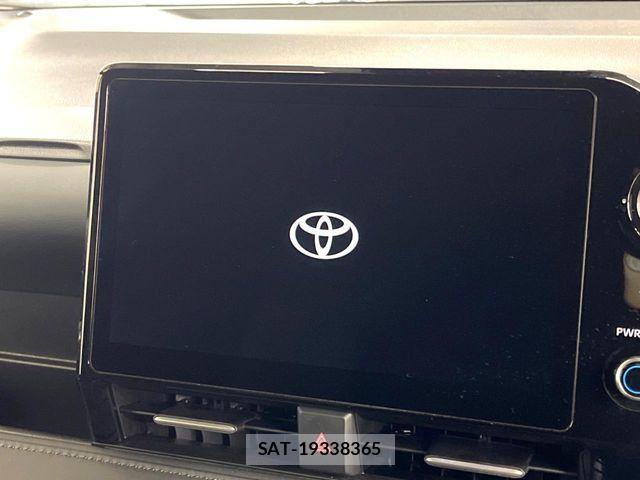 Toyota VOXY HYBRID 2024-08 7227049-2
