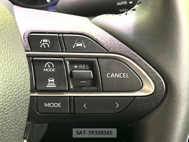 Toyota VOXY HYBRID 2024-08 7227049-5