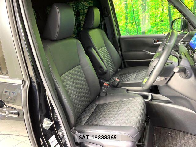 Toyota VOXY HYBRID 2024-08 7227049-8