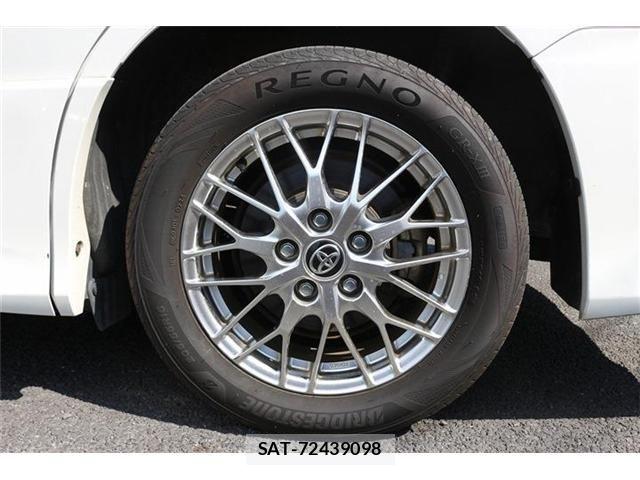 Toyota VOXY HYBRID 2020-09 7217997-13