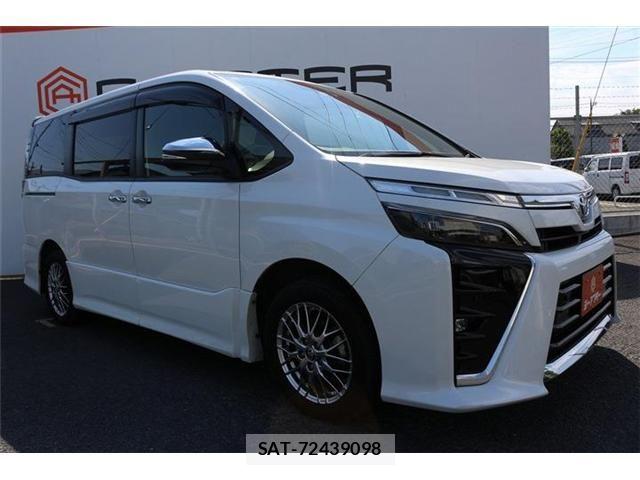 Toyota VOXY HYBRID 2020-09 7217997-21