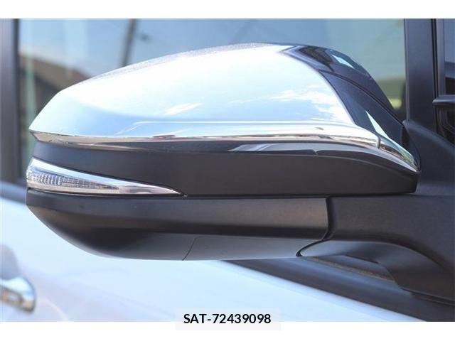 Toyota VOXY HYBRID 2020-09 7217997-28