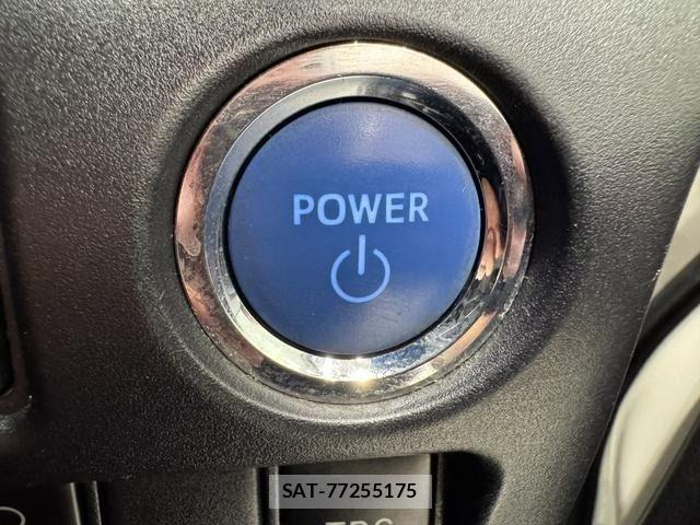 Toyota VOXY HYBRID 2018-04 7227015-15