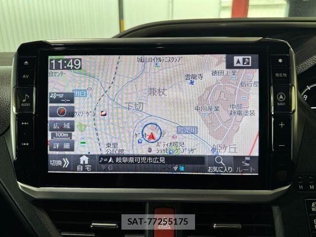 Toyota VOXY HYBRID 2018-04 7227015-16
