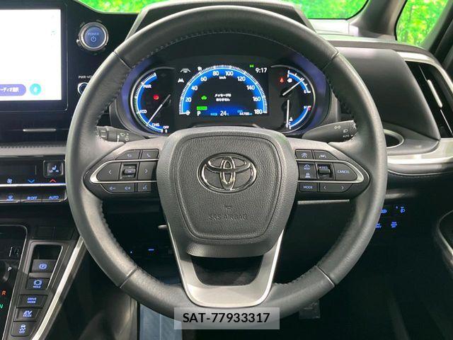 Toyota VOXY HYBRID 2022-10 7227034-13