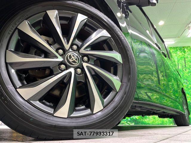 Toyota VOXY HYBRID 2022-10 7227034-15