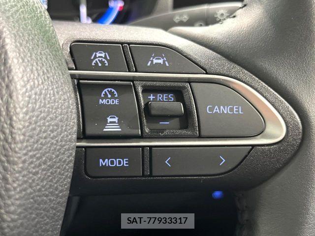 Toyota VOXY HYBRID 2022-10 7227034-6