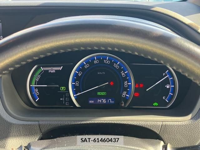 Toyota VOXY HYBRID 2015-03 7227003-19