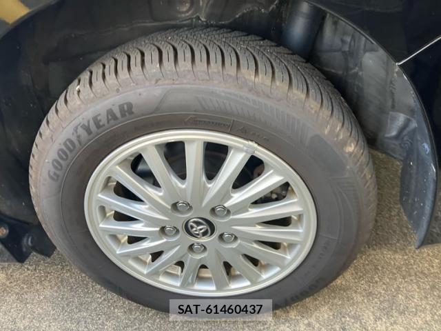 Toyota VOXY HYBRID 2015-03 7227003-7