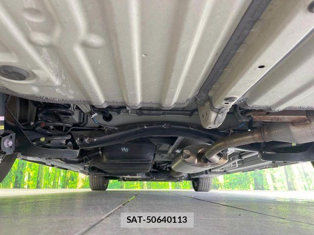 Toyota VOXY HYBRID 2022-04 7227033-18