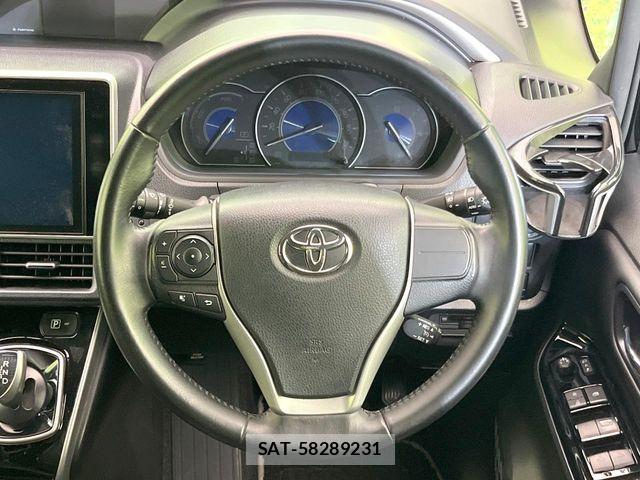 Toyota VOXY HYBRID 2021-04 7227023-10