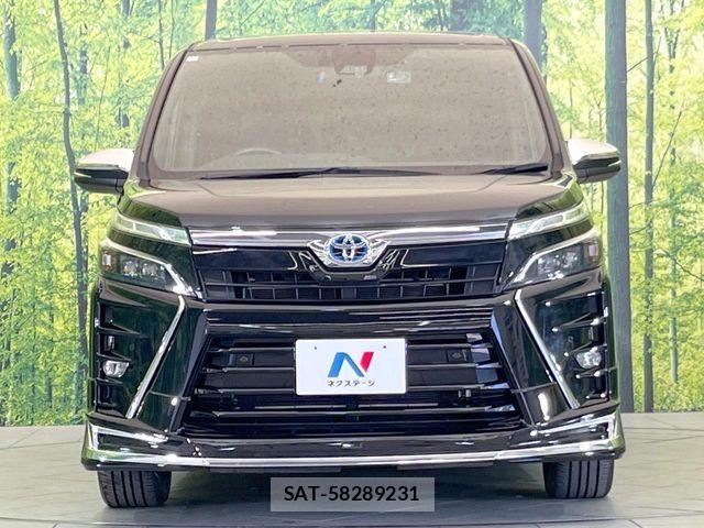 Toyota VOXY HYBRID 2021-04 7227023-13