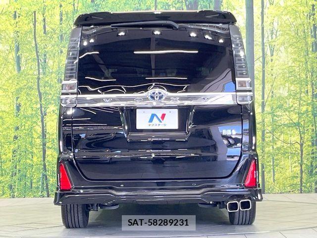 Toyota VOXY HYBRID 2021-04 7227023-14