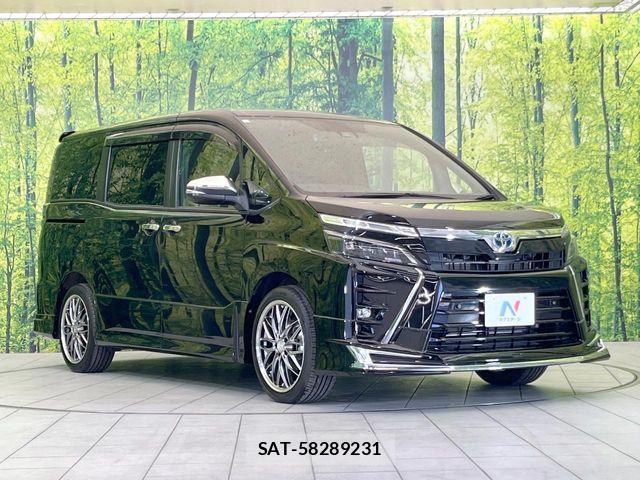 Toyota VOXY HYBRID 2021-04 7227023-15