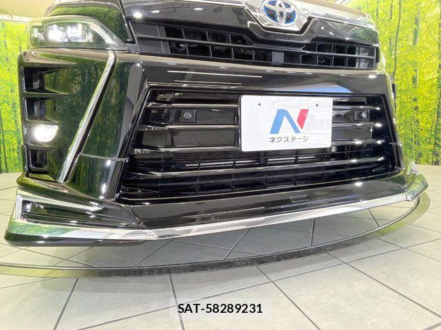 Toyota VOXY HYBRID 2021-04 7227023-2