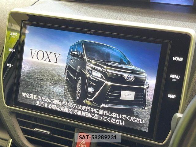 Toyota VOXY HYBRID 2021-04 7227023-3