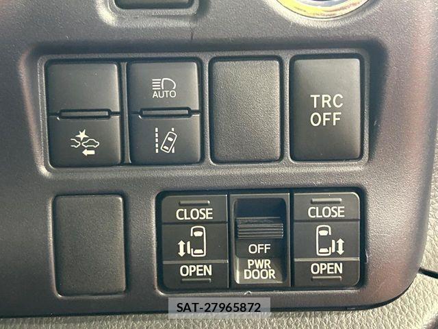 Toyota VOXY HYBRID 2017-02 7227010-4
