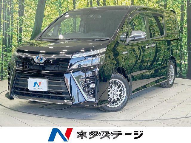 Toyota VOXY HYBRID 2018-03 7227011-0