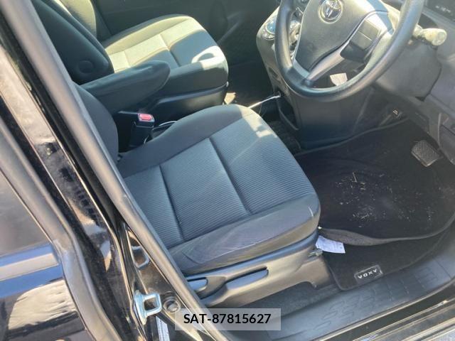 Toyota VOXY HYBRID 2014-03 7226999-9