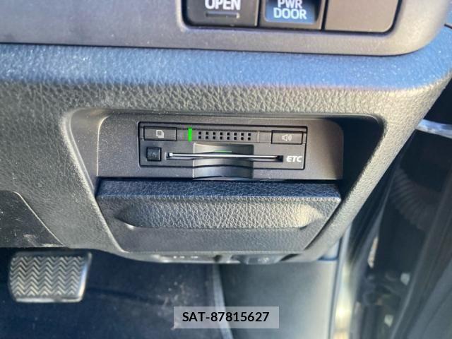 Toyota VOXY HYBRID 2014-03 7226999-14