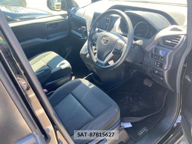 Toyota VOXY HYBRID 2014-03 7226999-8