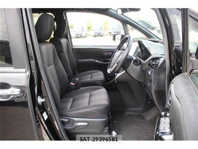 Toyota VOXY HYBRID 2019-04 7227021-16