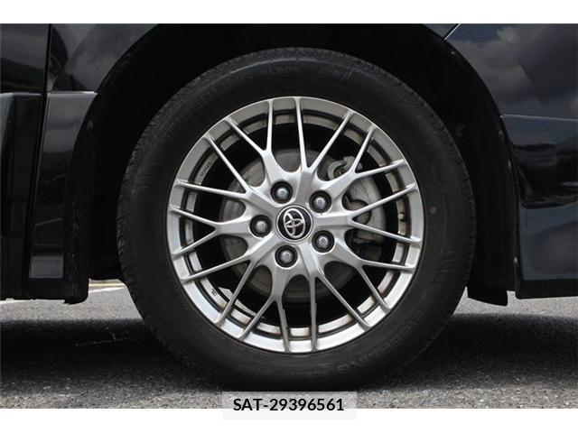 Toyota VOXY HYBRID 2019-04 7227021-5