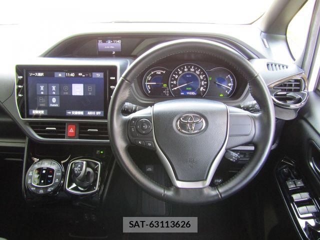 Toyota VOXY HYBRID 2021-05 7217939-7