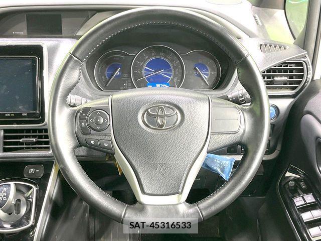Toyota VOXY HYBRID 2021-07 7227024-12
