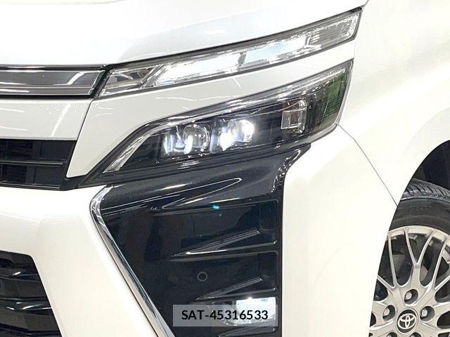 Toyota VOXY HYBRID 2021-07 7227024-13