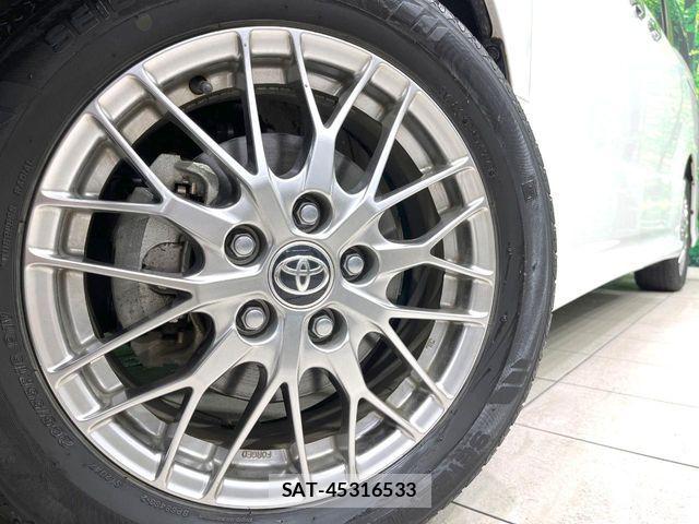 Toyota VOXY HYBRID 2021-07 7227024-14