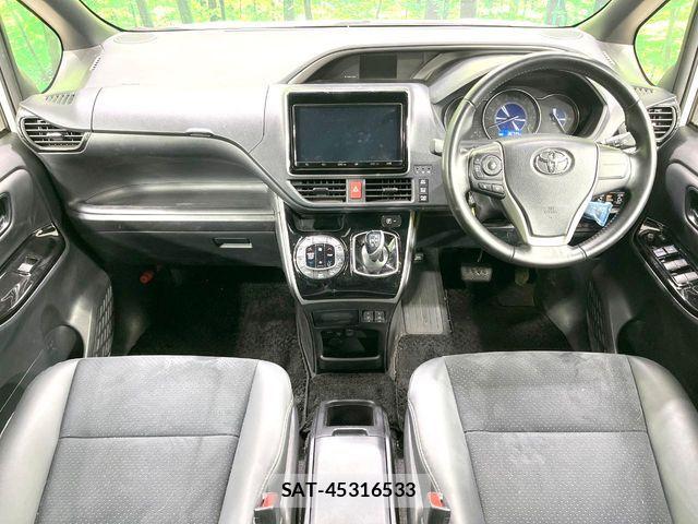 Toyota VOXY HYBRID 2021-07 7227024-1