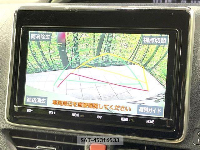 Toyota VOXY HYBRID 2021-07 7227024-4