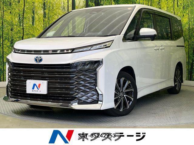 Toyota VOXY HYBRID 2024-06 7217327-0