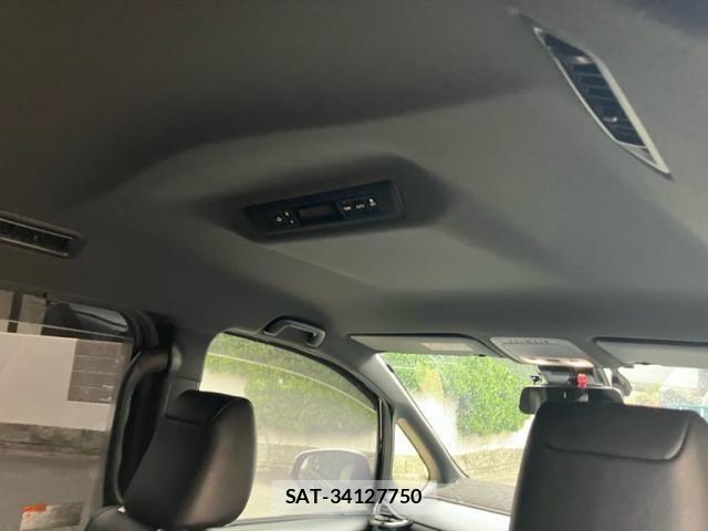 Toyota VOXY HYBRID 2021-07 7227027-11