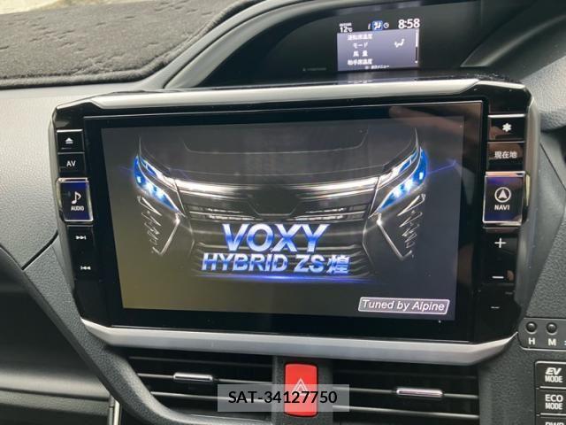 Toyota VOXY HYBRID 2021-07 7227027-14