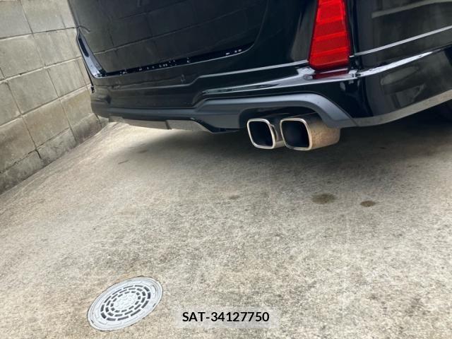 Toyota VOXY HYBRID 2021-07 7227027-3