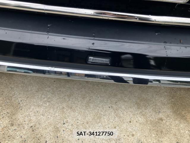 Toyota VOXY HYBRID 2021-07 7227027-4