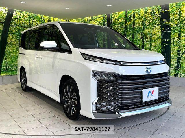 Toyota VOXY HYBRID 2024-12 7227057-16