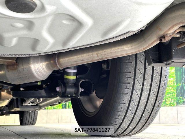 Toyota VOXY HYBRID 2024-12 7227057-19