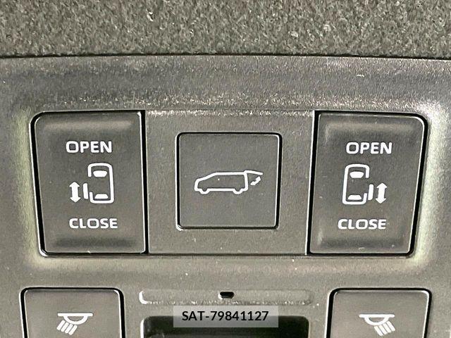 Toyota VOXY HYBRID 2024-12 7227057-5
