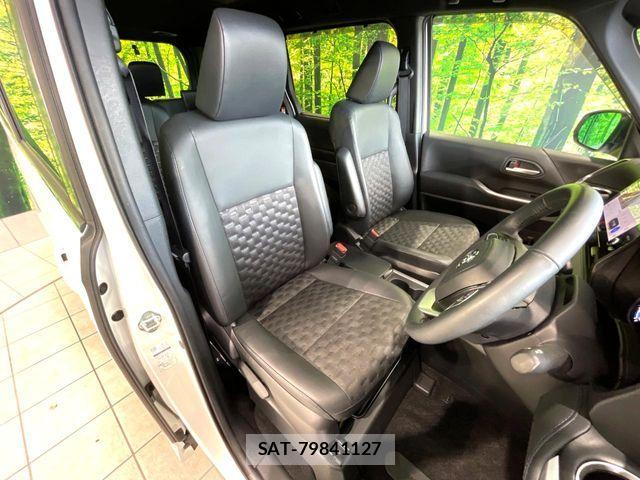 Toyota VOXY HYBRID 2024-12 7227057-7